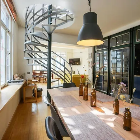 Loft13 Traumhafte Mit Terrasse Fuer 4 Gaeste